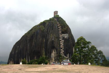 La Piedra del Penol monolith rising over Guatape lake
