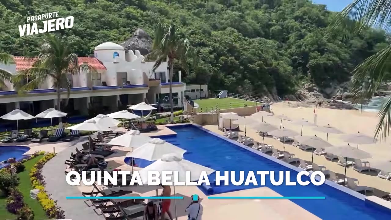 Beachfront pool area at a Huatulco hotel resort