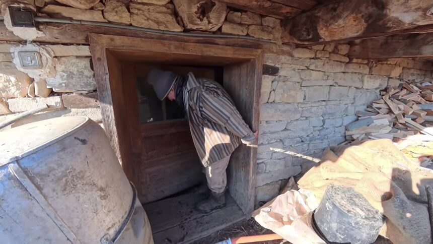Romanian Village Traditions and Rural Life: A Maramureș Guide